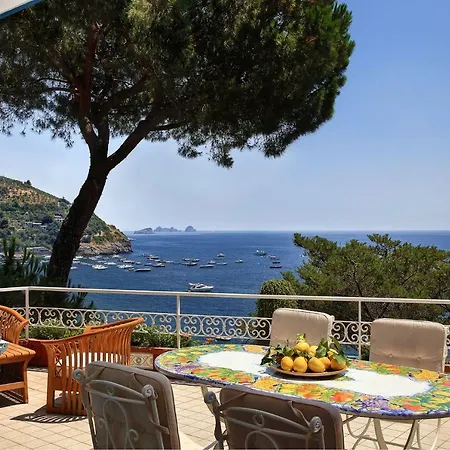 Villa Flory *